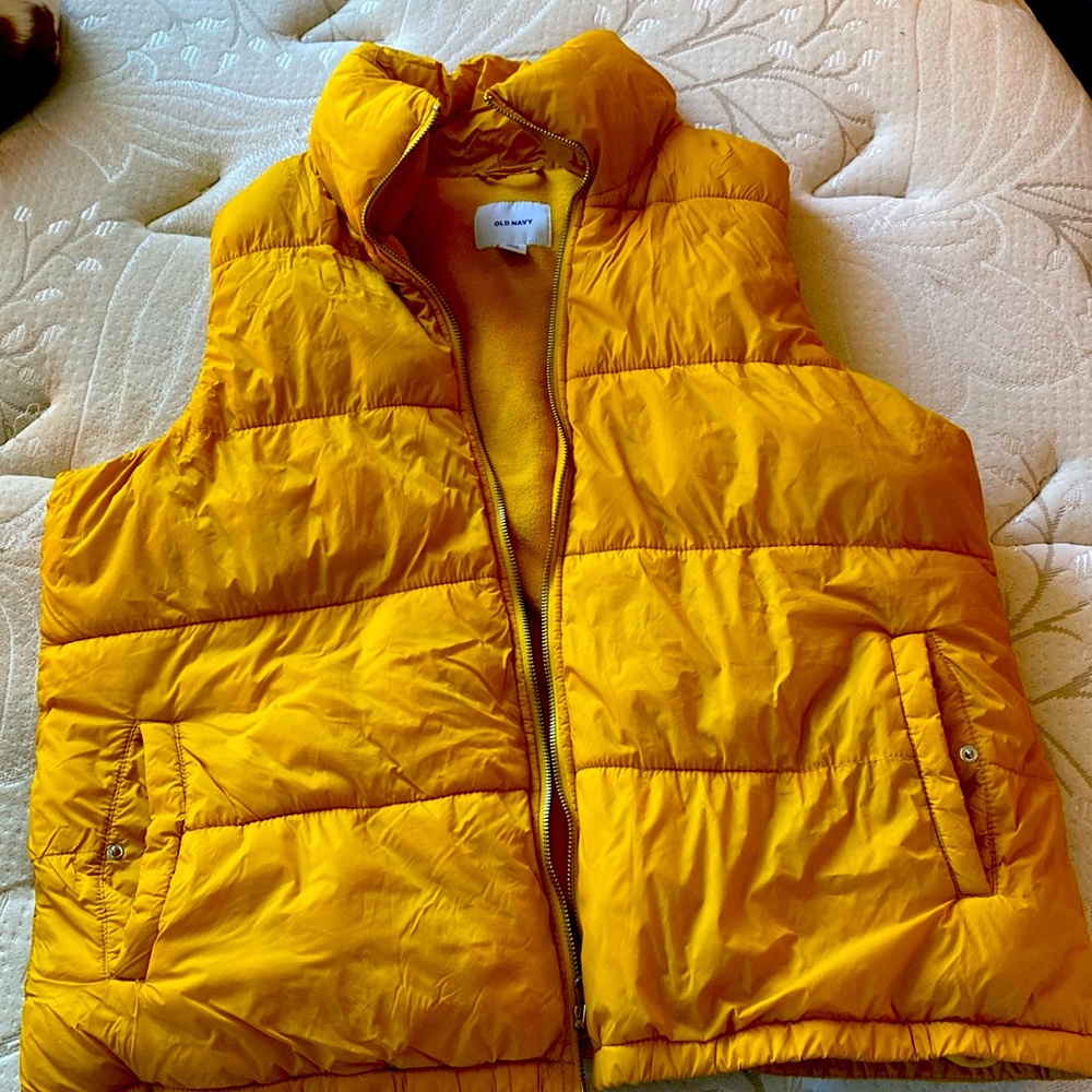 Like new mustard yellow vest